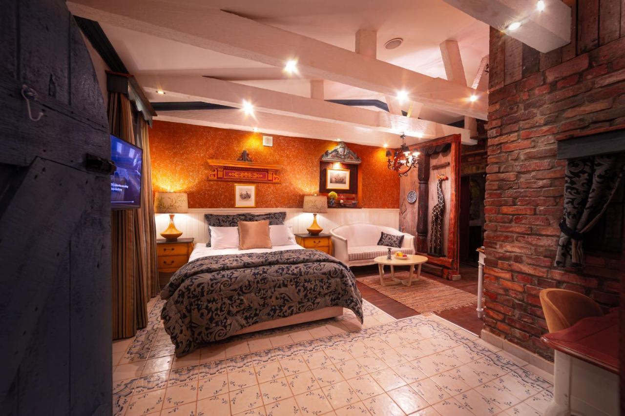 Paul's Fantasia Boutique Aparthotel