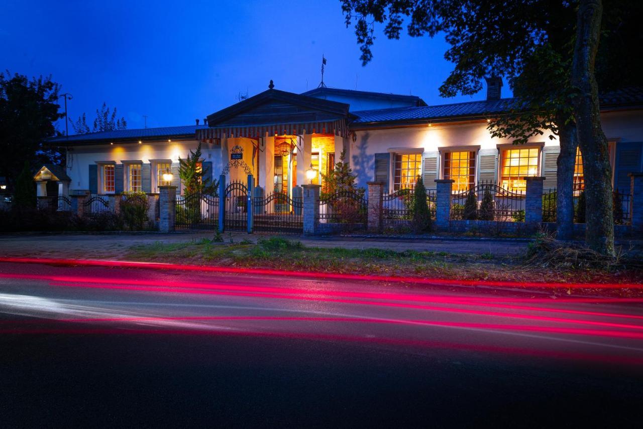Paul's Fantasia Boutique Aparthotel *